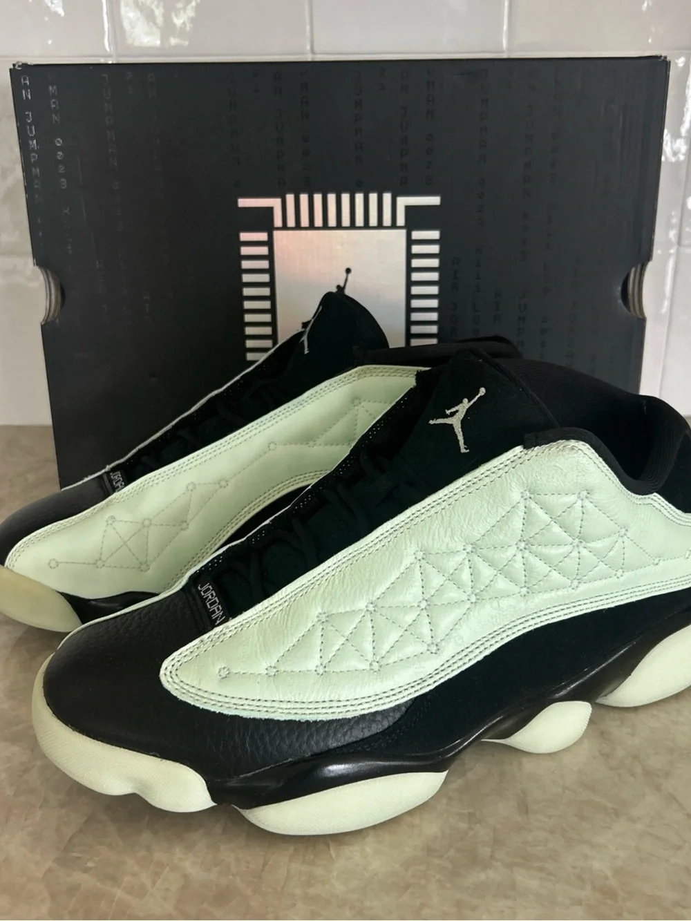 Jordan 13 Low Singles Day